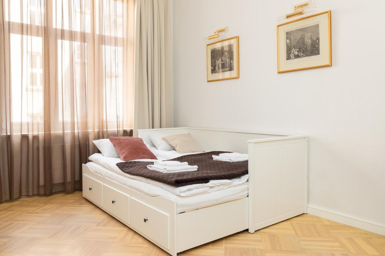 Marszalkowska 58 - Classy Two Bedroom Apartment With Balcony By Noclegi Renters Warsaw Exterior photo